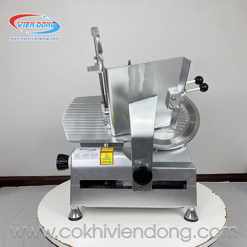 giá máy cắt thịt